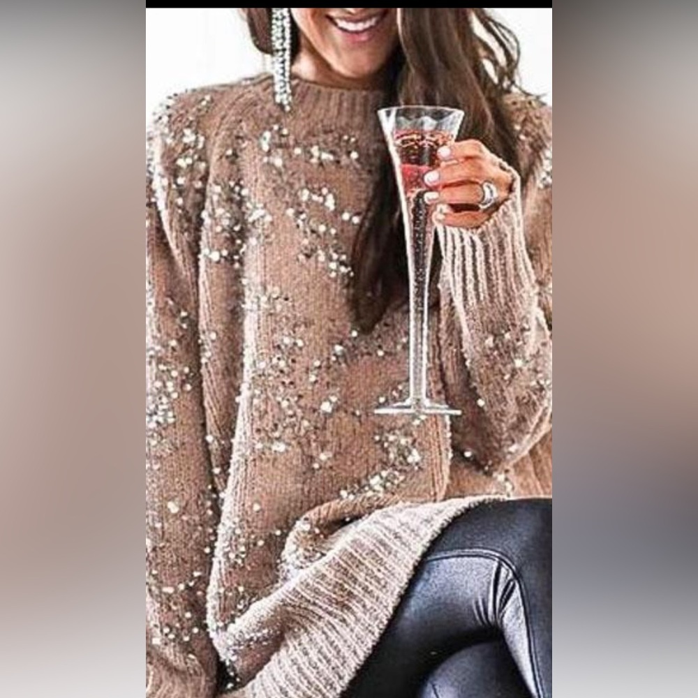 NWOT Crewneck Side Split Sequin Glitter Sweater. Size S